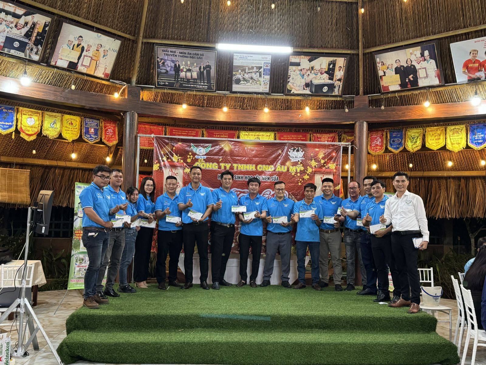 TẤT NIÊN 2025 - DẤU ẤN KỶ NIỆM