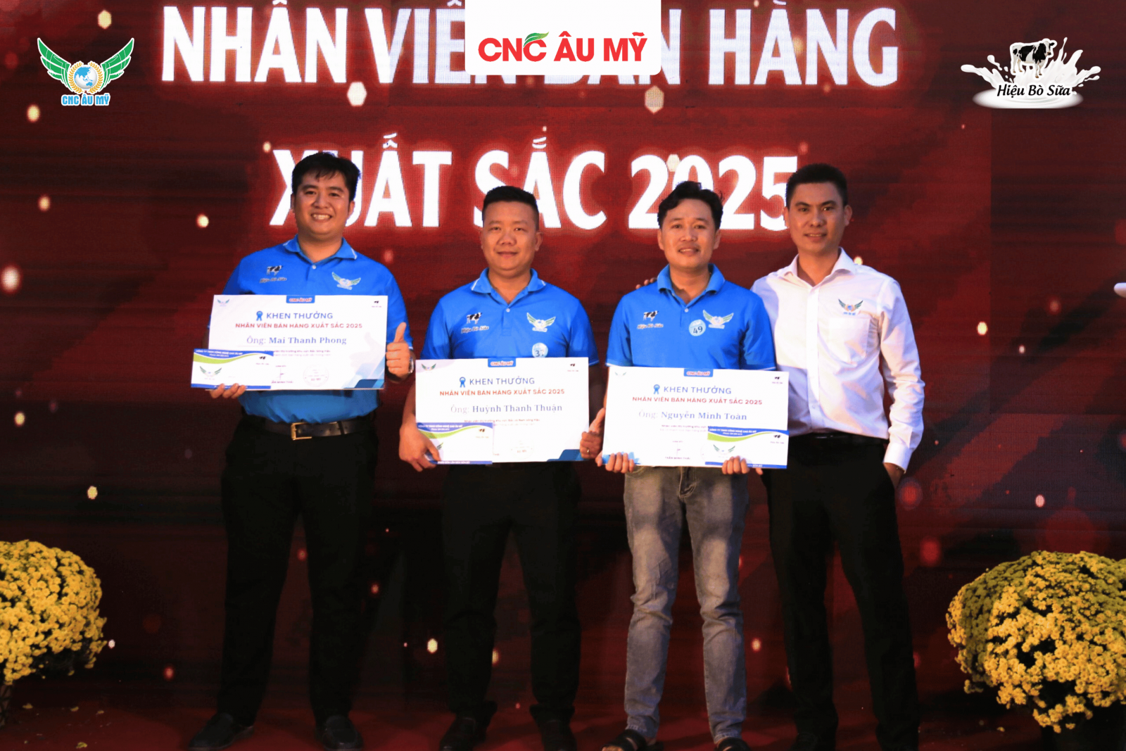 TẤT NIÊN CNC ÂU MỸ 2025 – KHÉP LẠI HÀNH TRÌNH NỖ LỰC